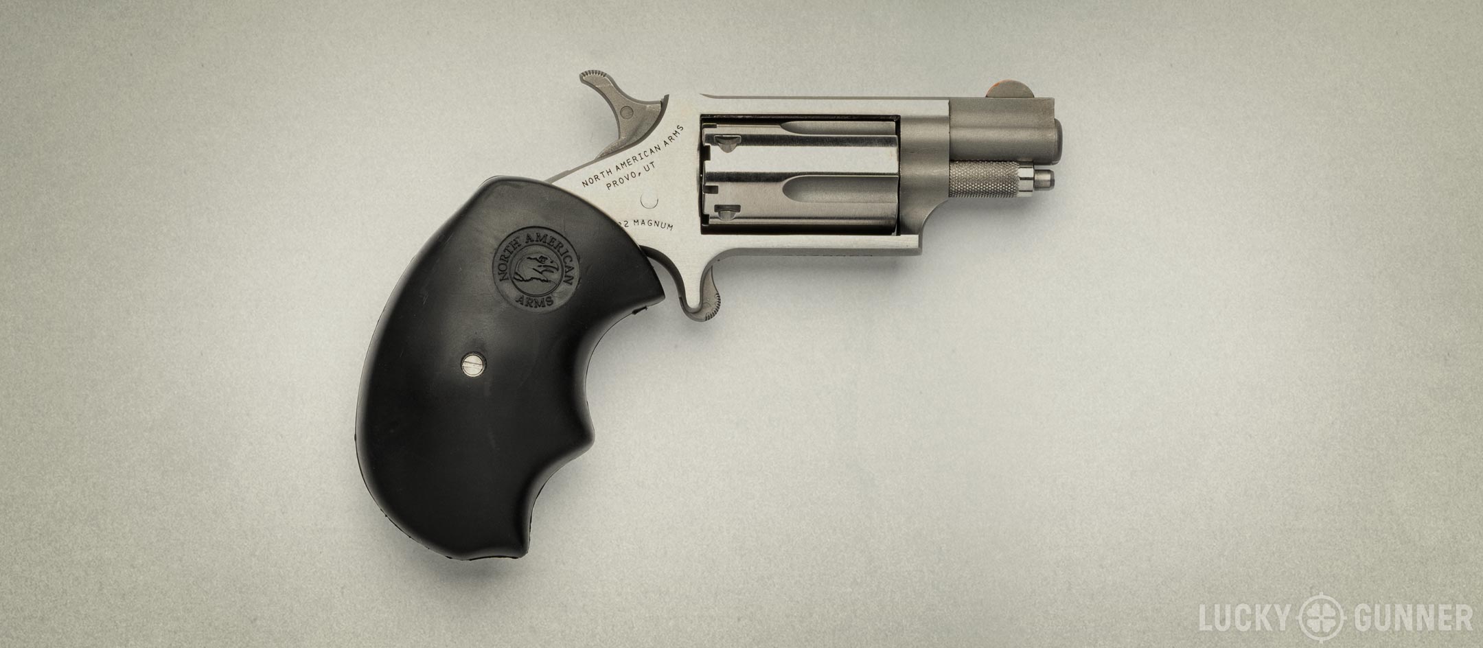 NAA Mini-Revolver - Guns N Gear