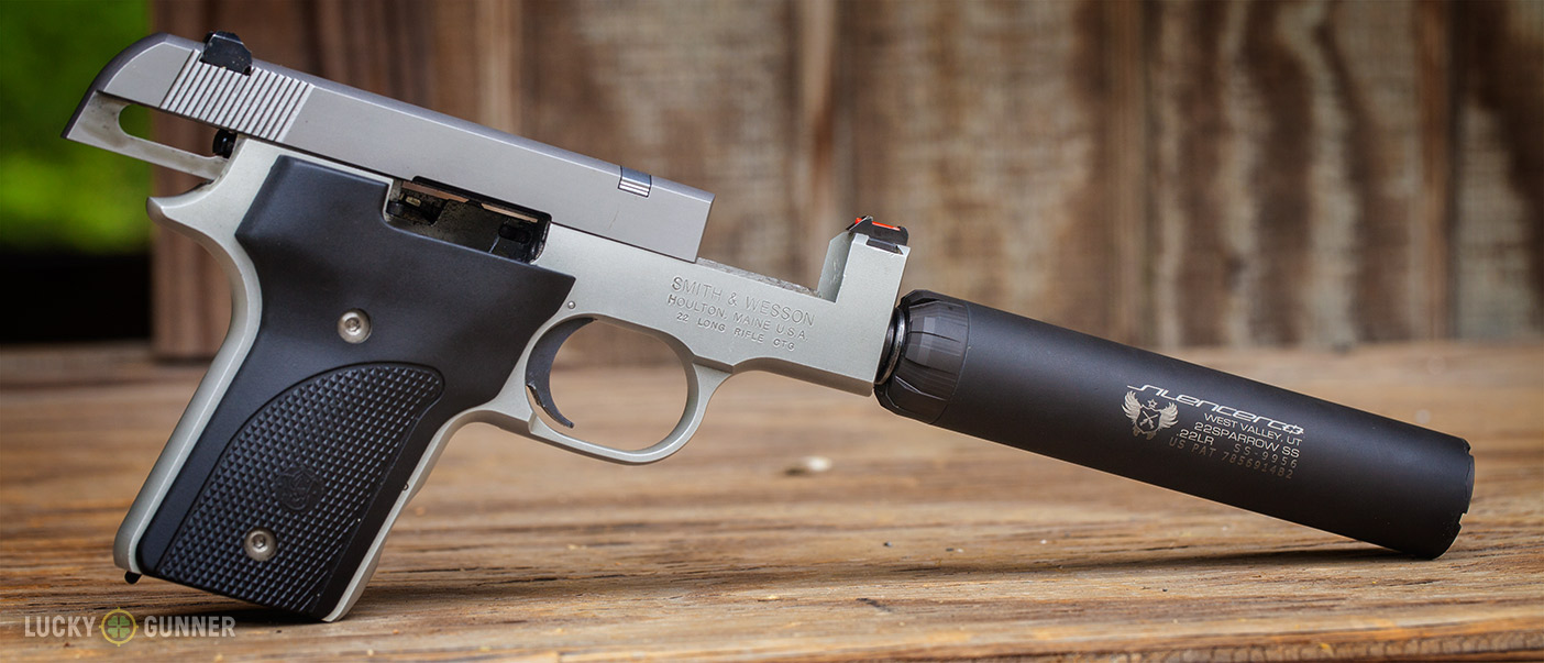 Smith & Wesson 2213
